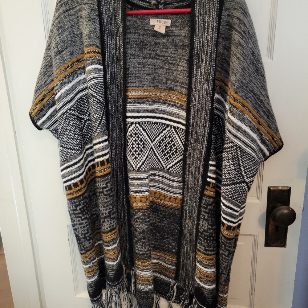 Gray and Gold Patterned Poncho.